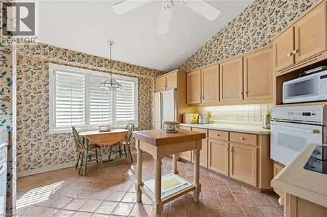 1095 Skyview Drive Burlington ON L7P 4W7