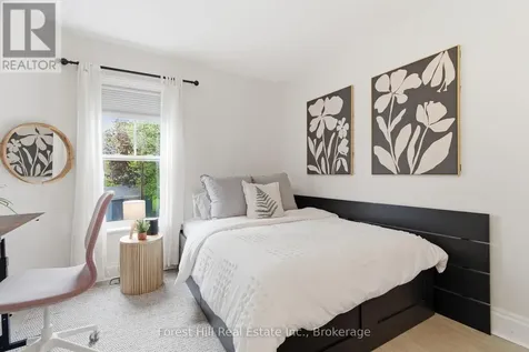66 St Andrews Street Cambridge ON N1S 1M4