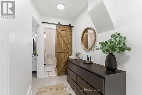 66 St Andrews Street Cambridge ON N1S 1M4