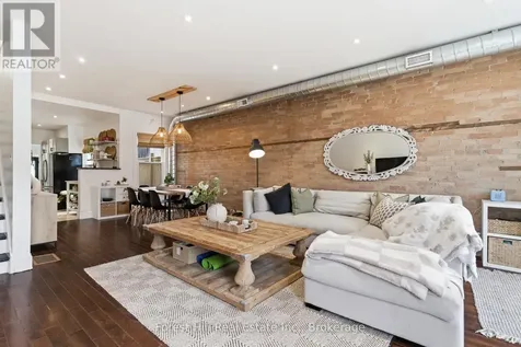 66 St Andrews Street Cambridge ON N1S 1M4