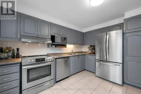 726 Thicket Way Ottawa ON K4A 3B6