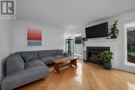 726 Thicket Way Ottawa ON K4A 3B6