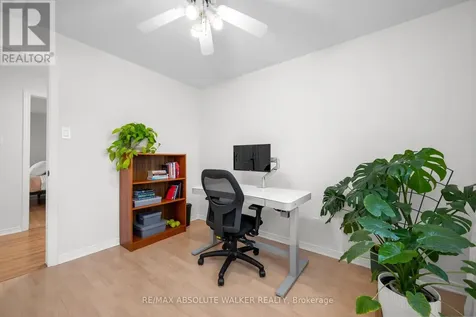 726 Thicket Way Ottawa ON K4A 3B6