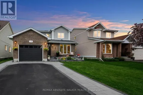 726 Thicket Way Ottawa ON K4A 3B6