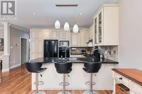 6 Williams Street Collingwood ON L9Y 0B9