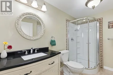 6 Williams Street Collingwood ON L9Y 0B9
