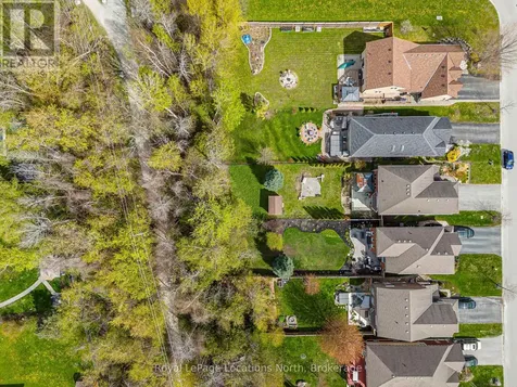 6 Williams Street Collingwood ON L9Y 0B9