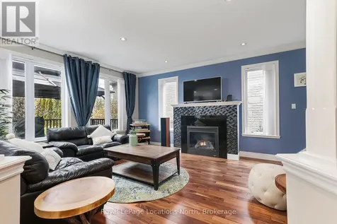 6 Williams Street Collingwood ON L9Y 0B9