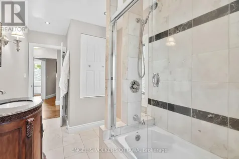 14 Cameron Avenue Ottawa ON K1S 0W7