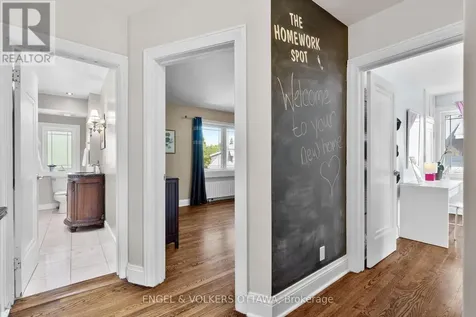 14 Cameron Avenue Ottawa ON K1S 0W7