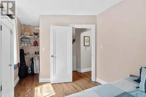 14 Cameron Avenue Ottawa ON K1S 0W7