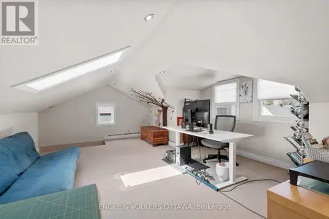 14 Cameron Avenue Ottawa ON K1S 0W7