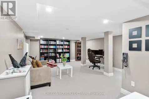 14 Cameron Avenue Ottawa ON K1S 0W7