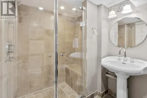 14 Cameron Avenue Ottawa ON K1S 0W7