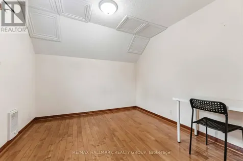 24 Patro Street Ottawa ON K1N 8B1