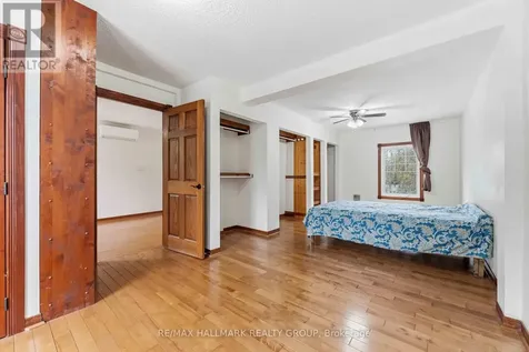 24 Patro Street Ottawa ON K1N 8B1