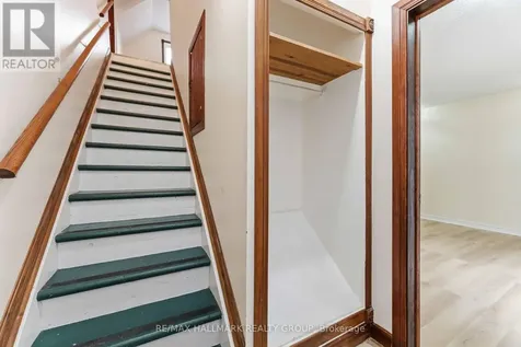 24 Patro Street Ottawa ON K1N 8B1