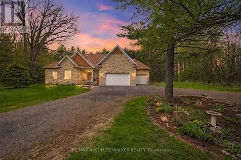 114 Hardwood Drive Ottawa ON K0A 2H0
