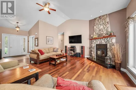 114 Hardwood Drive Ottawa ON K0A 3M0