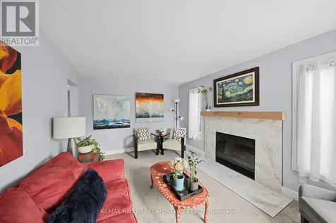 867 Clearcrest Crescent Ottawa ON K4A 3G1