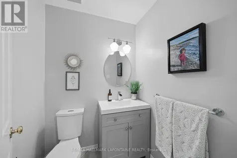 867 Clearcrest Crescent Ottawa ON K4A 3G1