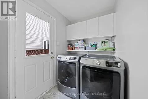 867 Clearcrest Crescent Ottawa ON K4A 3G1