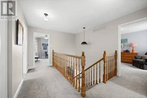 867 Clearcrest Crescent Ottawa ON K4A 3G1