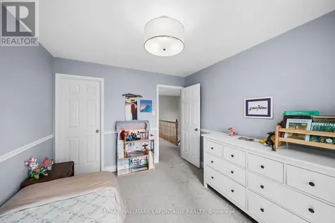 867 Clearcrest Crescent Ottawa ON K4A 3G1