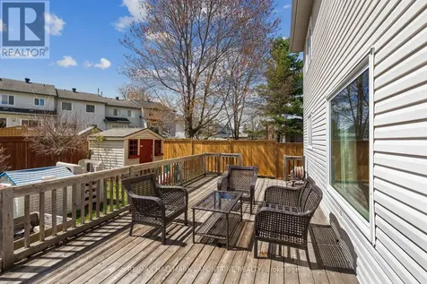 867 Clearcrest Crescent Ottawa ON K4A 3G1