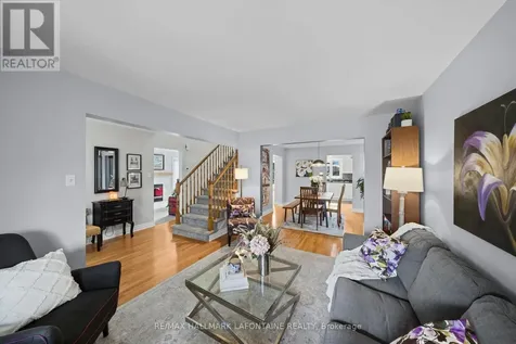 867 Clearcrest Crescent Ottawa ON K4A 3G1
