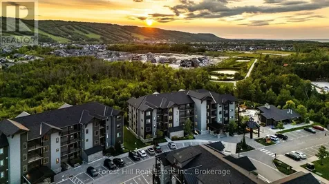 21 Beckwith Lane Blue Mountains ON L9Y 3B6