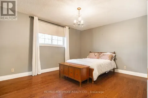 486 Irving Street Pembroke ON K8A 2T4