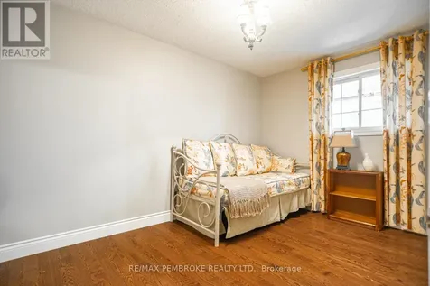 486 Irving Street Pembroke ON K8A 2T4