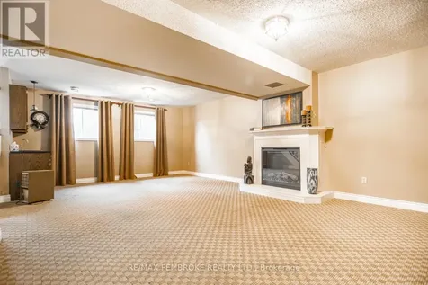 486 Irving Street Pembroke ON K8A 2T4