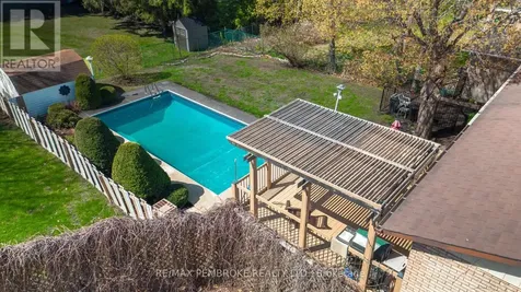 486 Irving Street Pembroke ON K8A 2T4