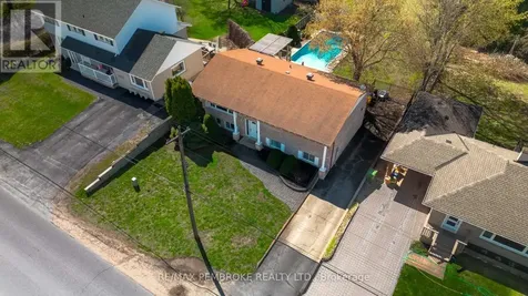 486 Irving Street Pembroke ON K8A 2T4