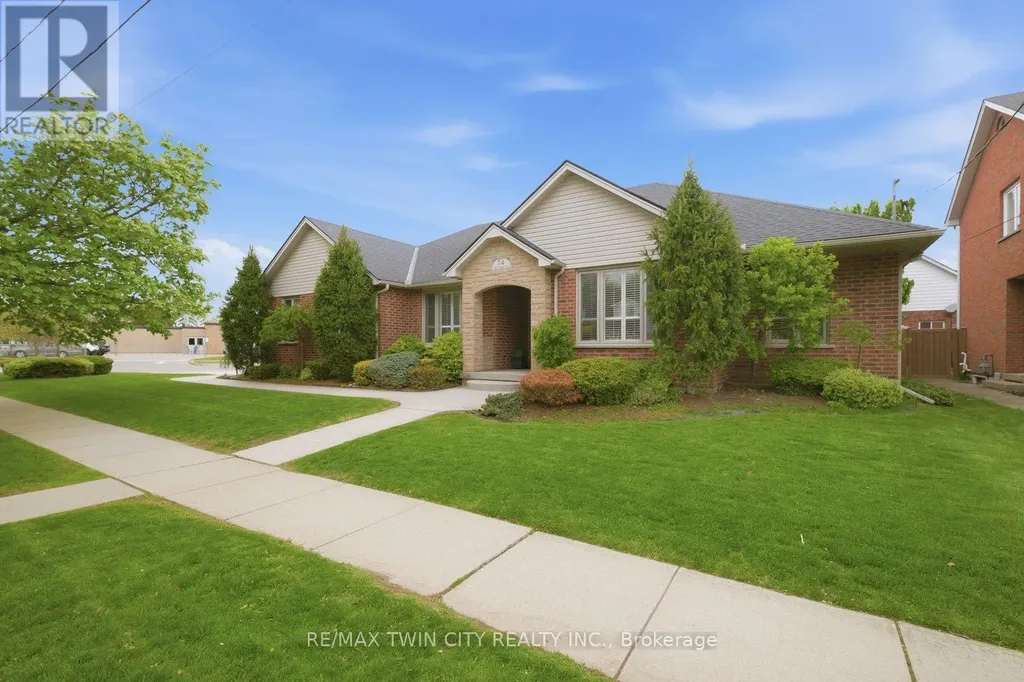 74 Franklin Street Brantford ON N3R 1T4