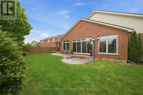 74 Franklin Street Brantford ON N3R 1T4