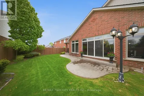 74 Franklin Street Brantford ON N3R 1T4