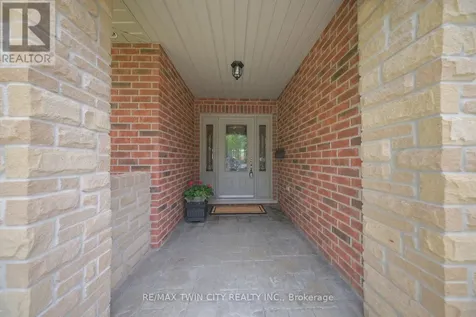 74 Franklin Street Brantford ON N3R 1T4