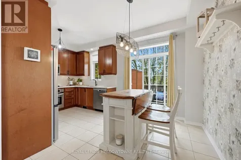 41 Promenade Trail Halton Hills (georgetown) ON L7G 0G8