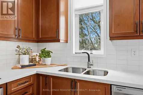 41 Promenade Trail Halton Hills (georgetown) ON L7G 0G8