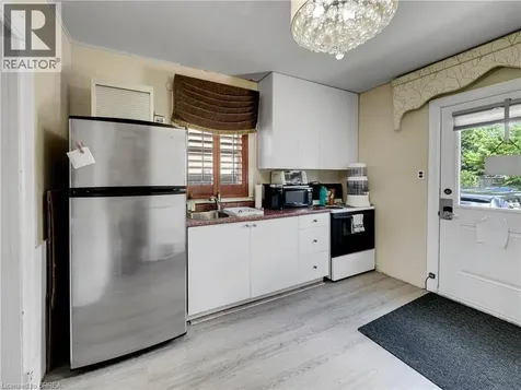 275 Brant Avenue Brantford ON N3T 3J6