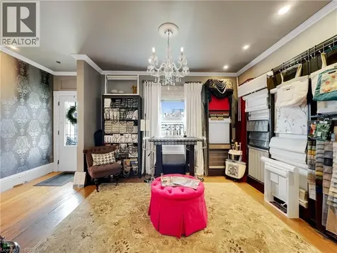 273 Brant Avenue Brantford ON N3T 3J6