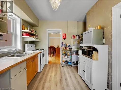 273 Brant Avenue Brantford ON N3T 3J6