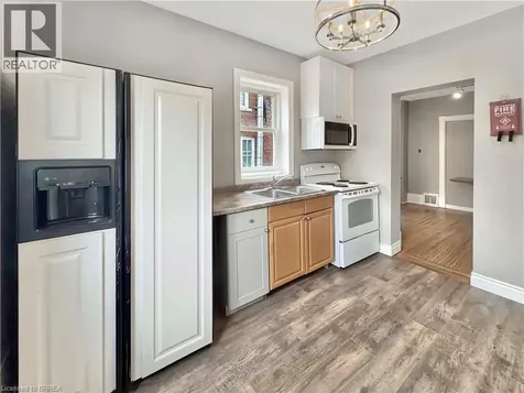 273 Brant Avenue Brantford ON N3T 3J6