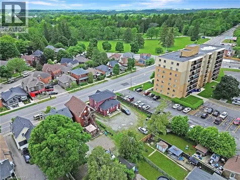 273 Brant Avenue Brantford ON N3T 3J6