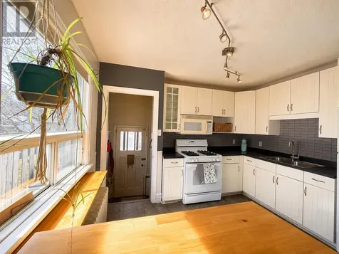 423 Dawson Street Thunder Bay ON P7A 3V6