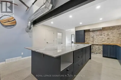 24 Davidson Street Cambridge ON N1S 2T9