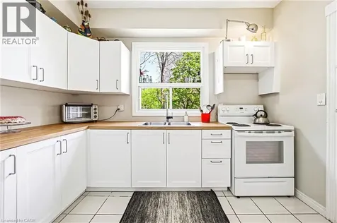 43 Harvey Street Hamilton ON L8L 2L9
